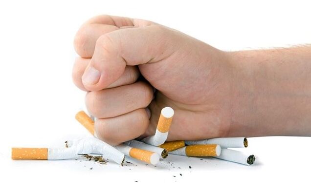 mesti rūkyti, kad išvengtumėte kaklo skausmo